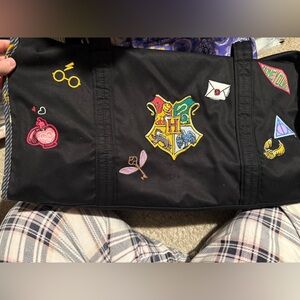 Harry Potter Vera Bradley Hogwarts Honey Dukes Large Travel Duffel Bag